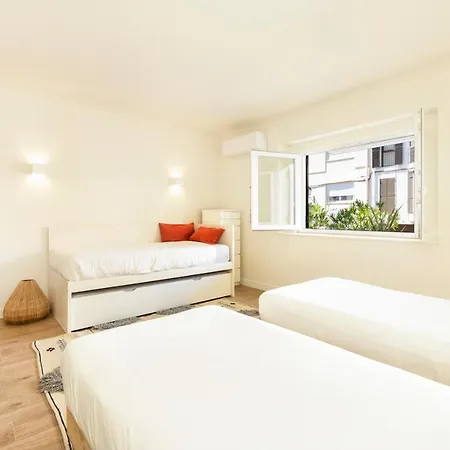Bay Terrace Iii Apartment